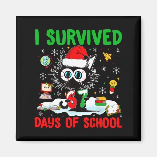 Imã Funny Black Cat Christmas I Survived 67 Days Of Sc (Frente)