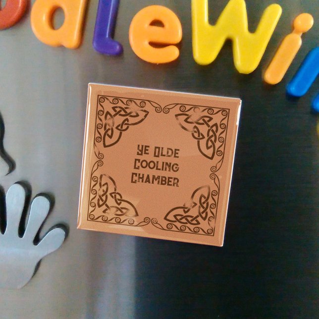 Imã Funny Fridge Ye Olde Cooling Chamber Celtic Border (Criador carregado)