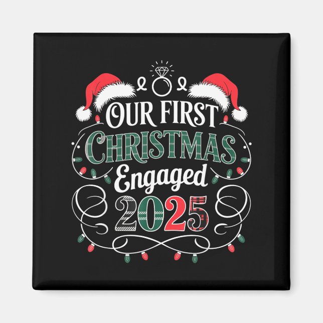 Imã Funny Our First Christmas Engaged 2025 Couples Paj (Frente)