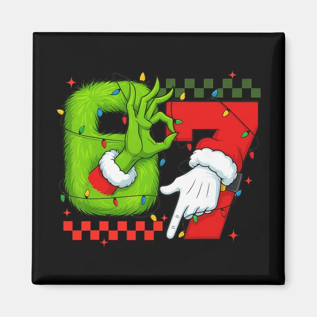 Imã Funny Six Seven 67 Meme 6 7 Christmas Elf Hand Boy (Frente)