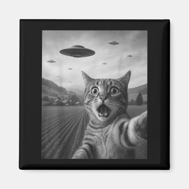 Imã Funny Surprised Ed Cat Selfie With Alien Ufo Cat U (Frente)