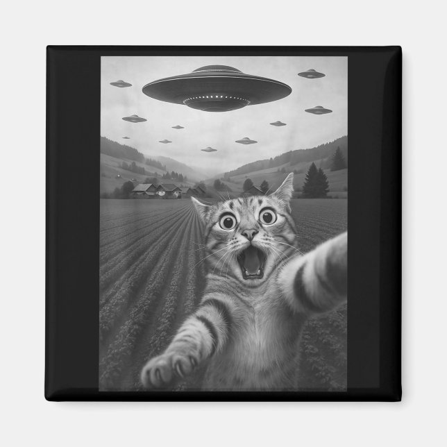Imã Funny Surprised Ed Cat Selfie With Alien Ufo Cat U (Frente)