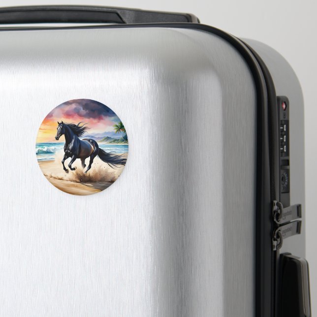 Imã Garanhão preto selvagem galopando (In Situ (Luggage))