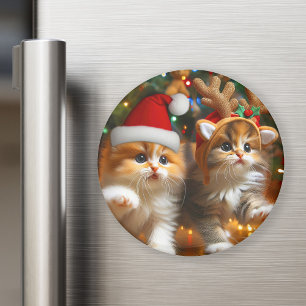 Imã Gatinhos bonitos com Papai Noel e chapéus de rena