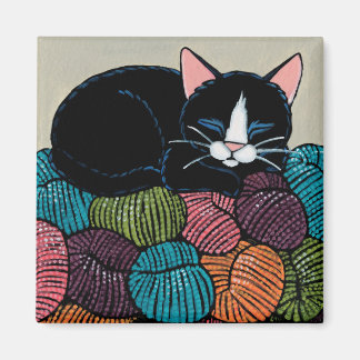 Imã Gato Dormente na Ilustração de Fios de Montanha