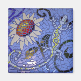 Imã Geco e girassol do mosaico no azul