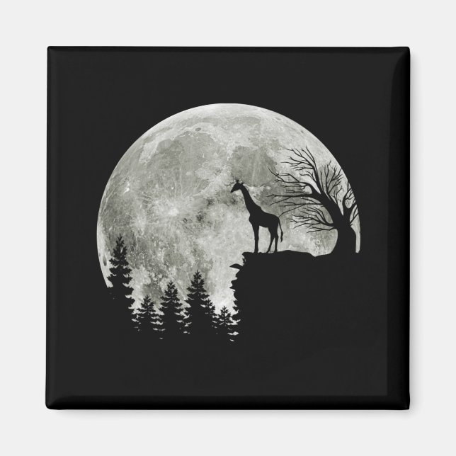 Imã Girafa Stand On Mountain Spooky Halloween Moon (Frente)