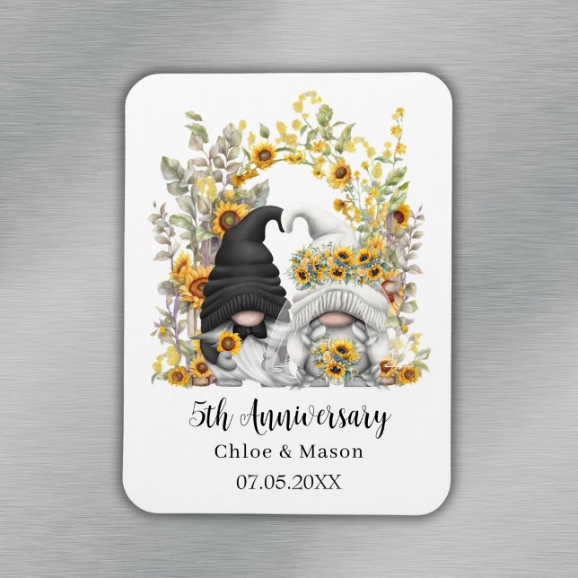 Ímã Gnomos Girassóis 5º Aniversário de Casamento Perso (Sunflower Gnomes 5th Wedding Anniversary Custom Magnet
)