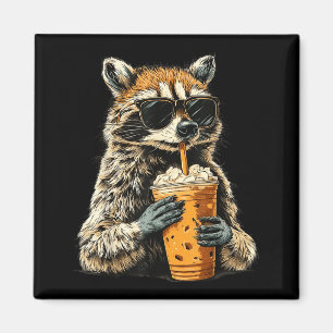 Imã Guaxinim engraçado bebendo café gelado meme de ani
