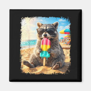 Imã Guaxinim engraçado comendo picolé animal de verão