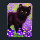 Ímã Gustav Klimt Black Kitten<br><div class="desc">Magnet com um gatinho preto Gustav Klimt! Esta beleza de olhos largos se coloca num campo verde de flores roxas. Um presente pensativo para amantes de gatos e entusiastas de arte austríacos!</div>