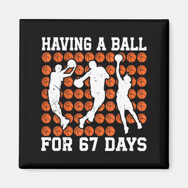 Imã Having A Ball For 67 Days Basketball Player Studen (Frente)