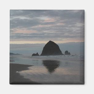 Imã Haystack Rock em Cannon Beach