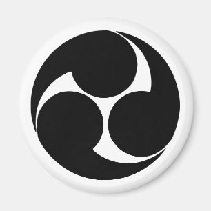 Imã Hidari mitsudomoe, Japão