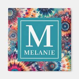 Imã Hippie Retro Tie-Dye Monograma