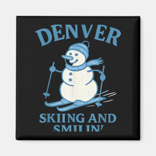 Imã Homem de neve sorridente e esquiando em Denver Col