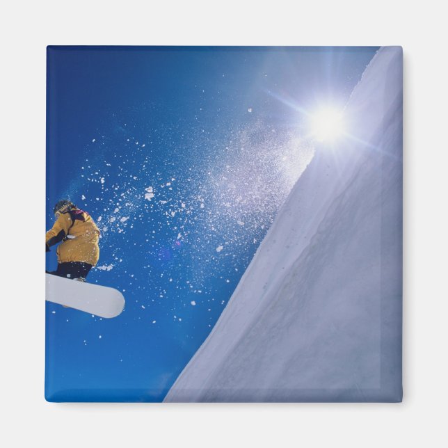 Imã Homem voando pelo ar em uma snowboard com (Frente)