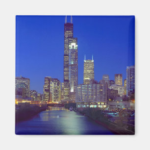Imã Horizonte de Chicago, Illinois, à noite com Chicag
