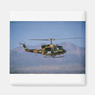 Imã Huey gêmeo UH-1N