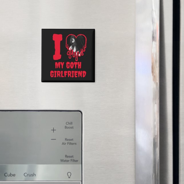 Imã I Love My Goth Girlfriend Dripping Red Heart Photo (In Situ (Fridge))