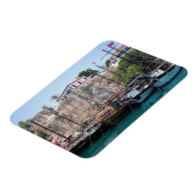 Ímã Iates agradáveis perto das paredes (Left Side)