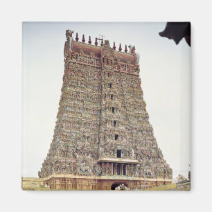 Imã Ideia do exterior cinzelado do gopuram sul