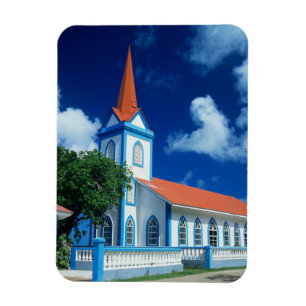 Ímã Igreja colorida na ilha de Tahaa nas