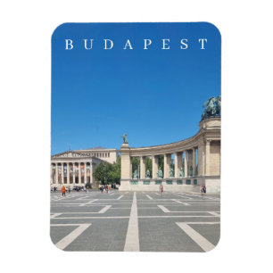 Ímã Imã de geladeira de vista da Praça Budapeste Heroe