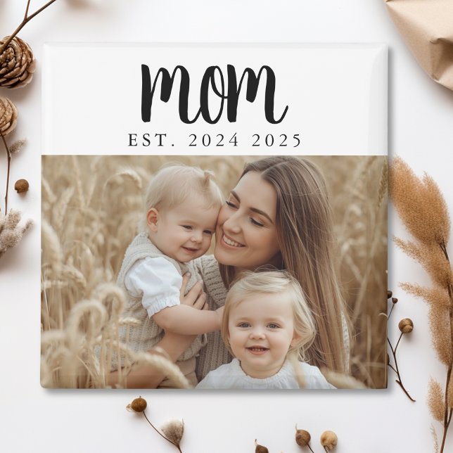 Imã Ímã de Presente de Foto Estabelecido Minimal Mom (modern script mom established date magnet for new mom or photo stocking stuffer mothers day gift)