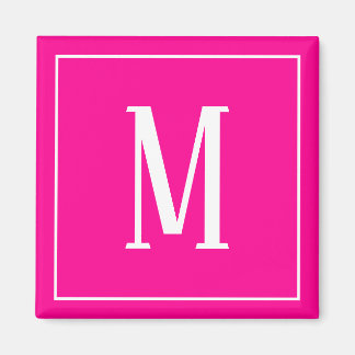 Imã Ímã Quadrado com Monograma Branco sobre Rosa Vibra