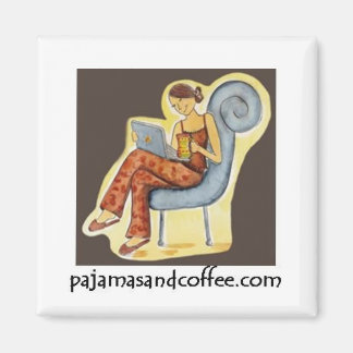 Imã Íman de pijamas e café