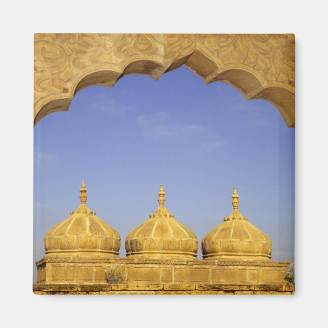 Imã Índia, Rajasthan, Jaisalmer. Cúpulas de arenito (Frente)