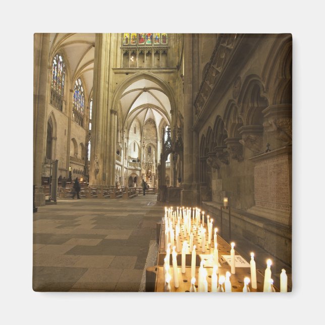 Imã Interior da Catedral de São Pedro em Regensburg (Frente)