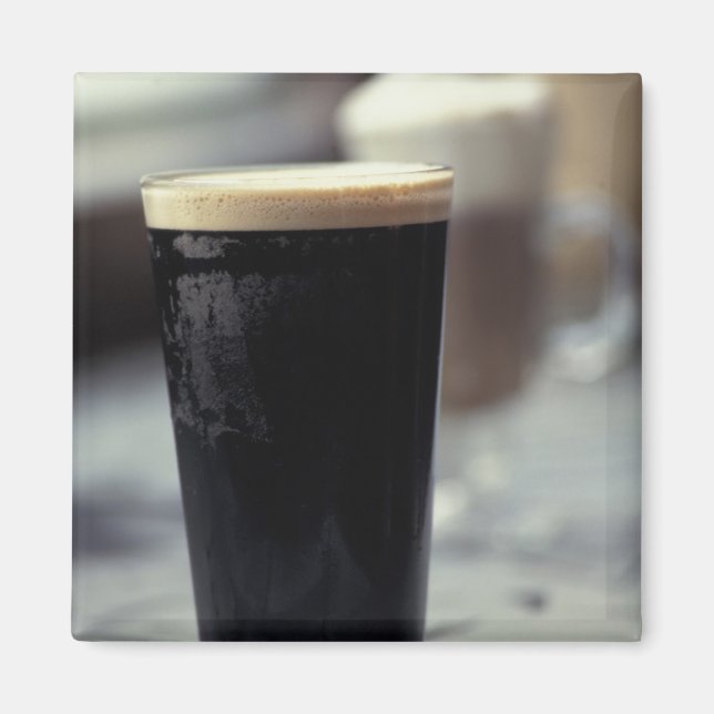 Imã Irlanda. Cerveja preta. (Frente)
