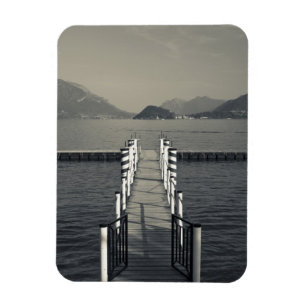 Ímã Itália, Província de Como, Tremezzo. Pier do lago.