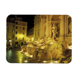 Ímã Itália, Roma. Fonte de Trevi à noite.