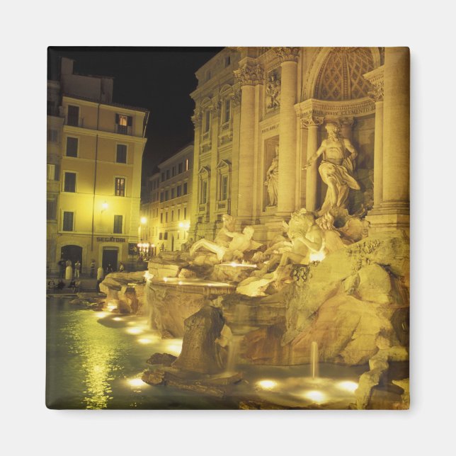 Imã Itália, Roma. Fonte de Trevi à noite. (Frente)