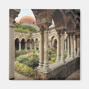 Imã Itália, Sicília, Palermo. Os armários sobrevive