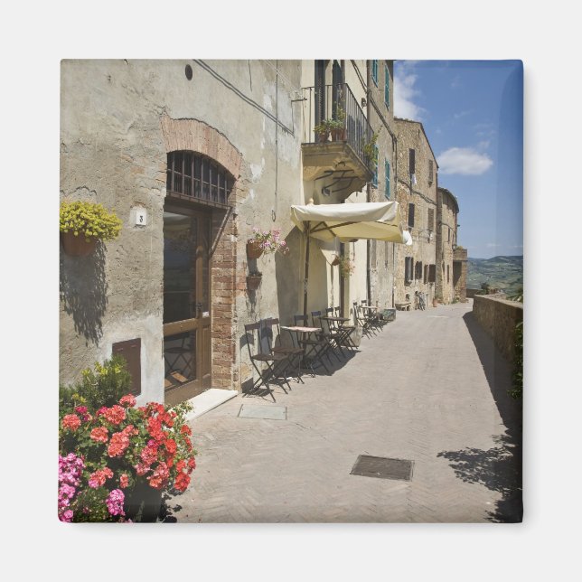 Imã Itália, Toscana, Pienza. Passagem exterior em torn (Frente)