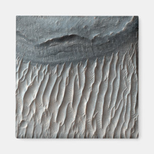 Imã Ius Chasma, uma grande garganta em Marte
