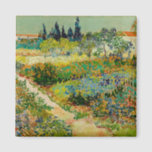 Imã Jardim de Arles | Vincent Van Gogh<br><div class="desc">Jardim em Arles (1888) pelo artista poste-impressionista holandês Vincent Van Gogh. Arte original é um óleo na canvas que representa uma paisagem luxuosa de flores coloridas. 

Use as ferramentas de design para adicionar texto personalizado ou personalizar a imagem.</div>