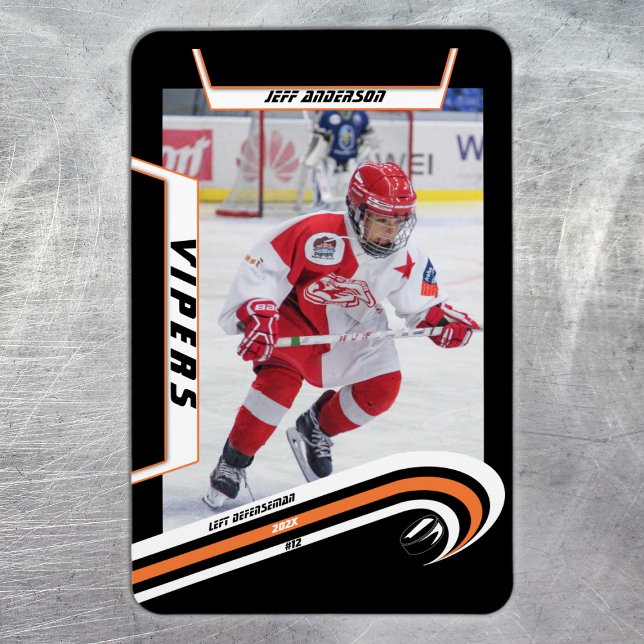 Ímã Jogador De Hóquei No Gelo Mantém-Se Em Laranja Viv (Ice Hockey: Vibrant orange jersey magnet featuring customizable player image, logo, and number.)