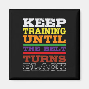 Imã Karate Black Belt Treinando Artes Marciais Japones