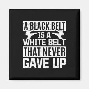 Imã Karate Um Cinturão Negro É Um Cinturão Branco Que