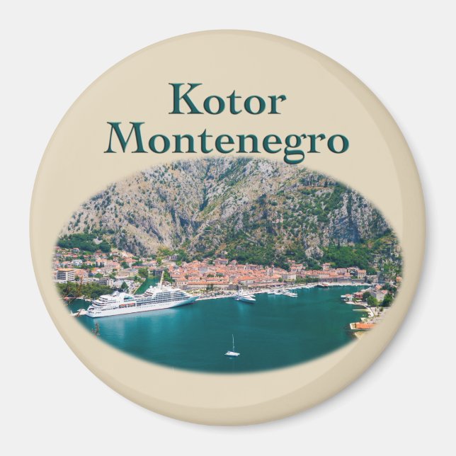 Imã Kotor, Montenegro: Formando Stari (Frente)