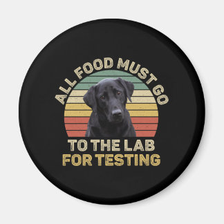 Imã Labrador Oferece Toda A Comida Que Deve Ir Ao Labo