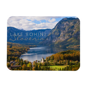 Ímã Lago Bohinj em Slovenia no outono