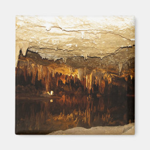 Imã Lago Cavern