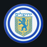 Imã Leão de Judah Emblem Jerusalém Hebraico<br><div class="desc">Um ímã redondo com uma imagem de um leão azul e amarelo de emblema Judah e bordas azuis largas aparadas em azul claro em branco. Veja a coleção inteira de aníches de Hanukkah na seção HOLIDAYS.</div>