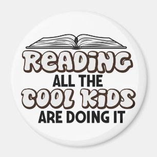 Imã Lendo Magnitude do Lover do Livro